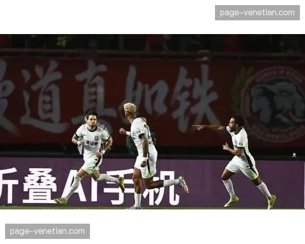 武汉三镇请来墨西哥主帅莫拉,卡迪斯加盟亟待解决磨合问题 武汉三镇请来墨西哥主帅莫拉,卡迪斯加盟亟待解决磨合问题